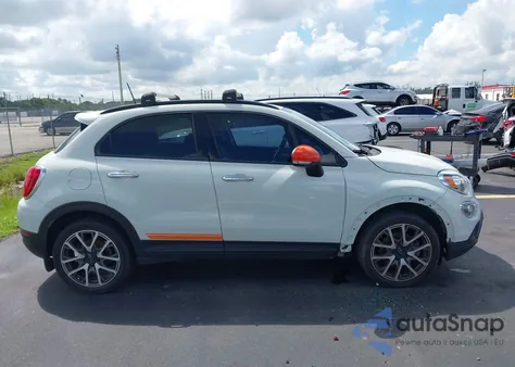 2018 Fiat 500X Trekking Fwd z USA, uszkodzony, nr VIN ZFBCFXCB9JP707448
